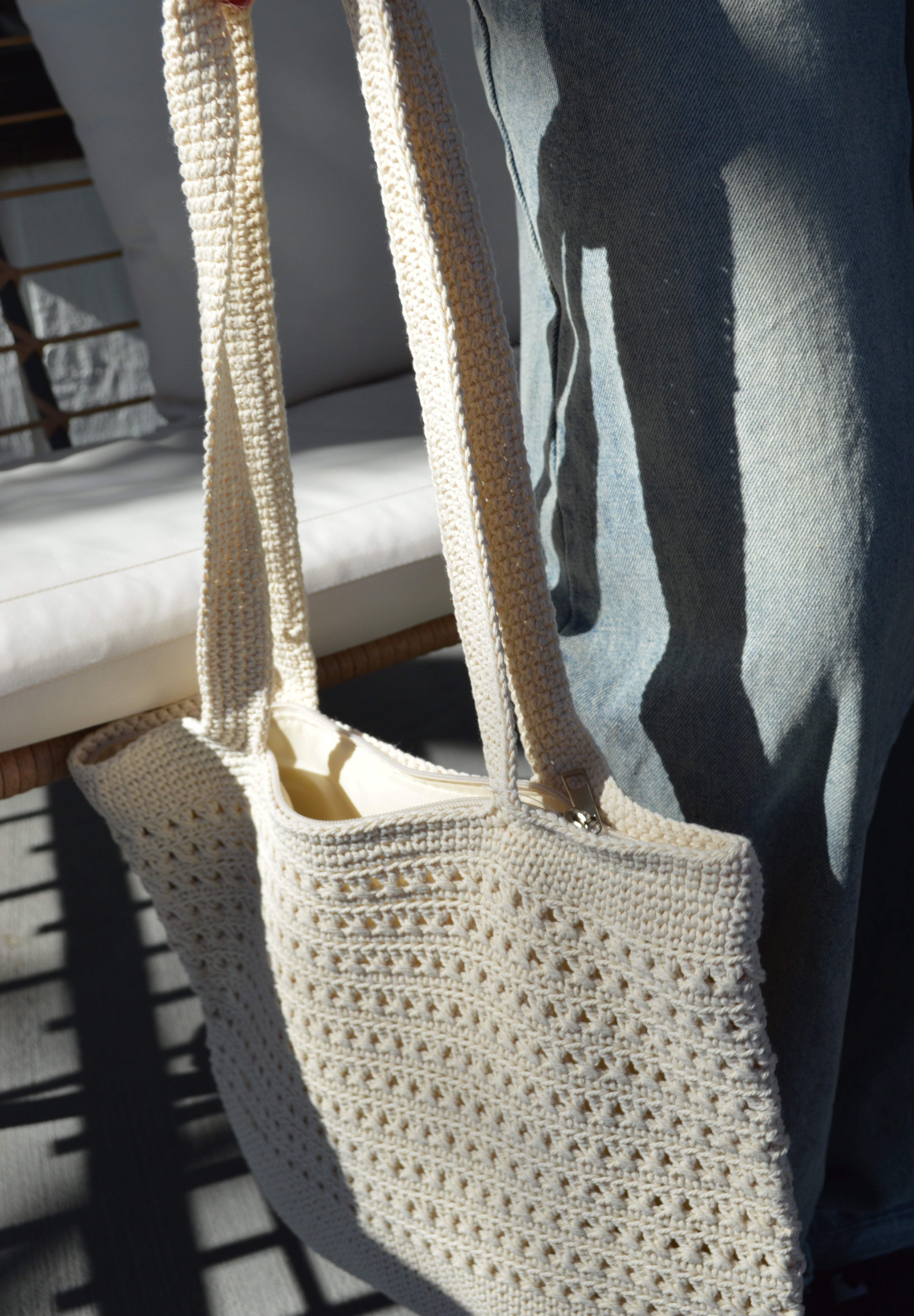 Woven Shoulder Bag