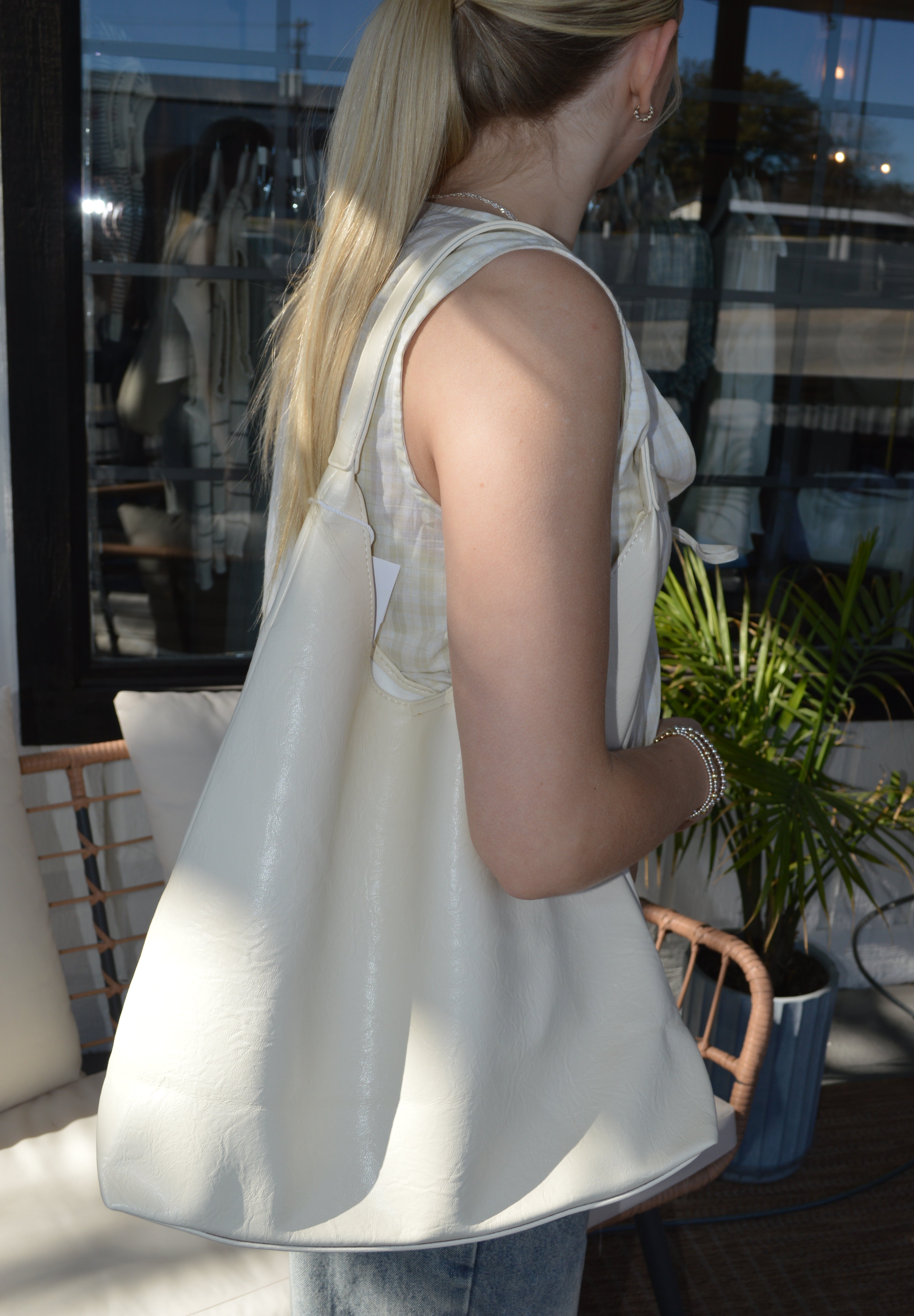 Soft Shoulder Bag - Ivory